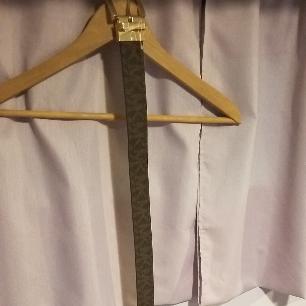 Michael Kors belt